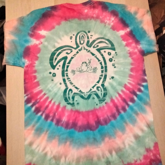 Peace Frogs tye dye shirt .Medium - Picture 4 of 5